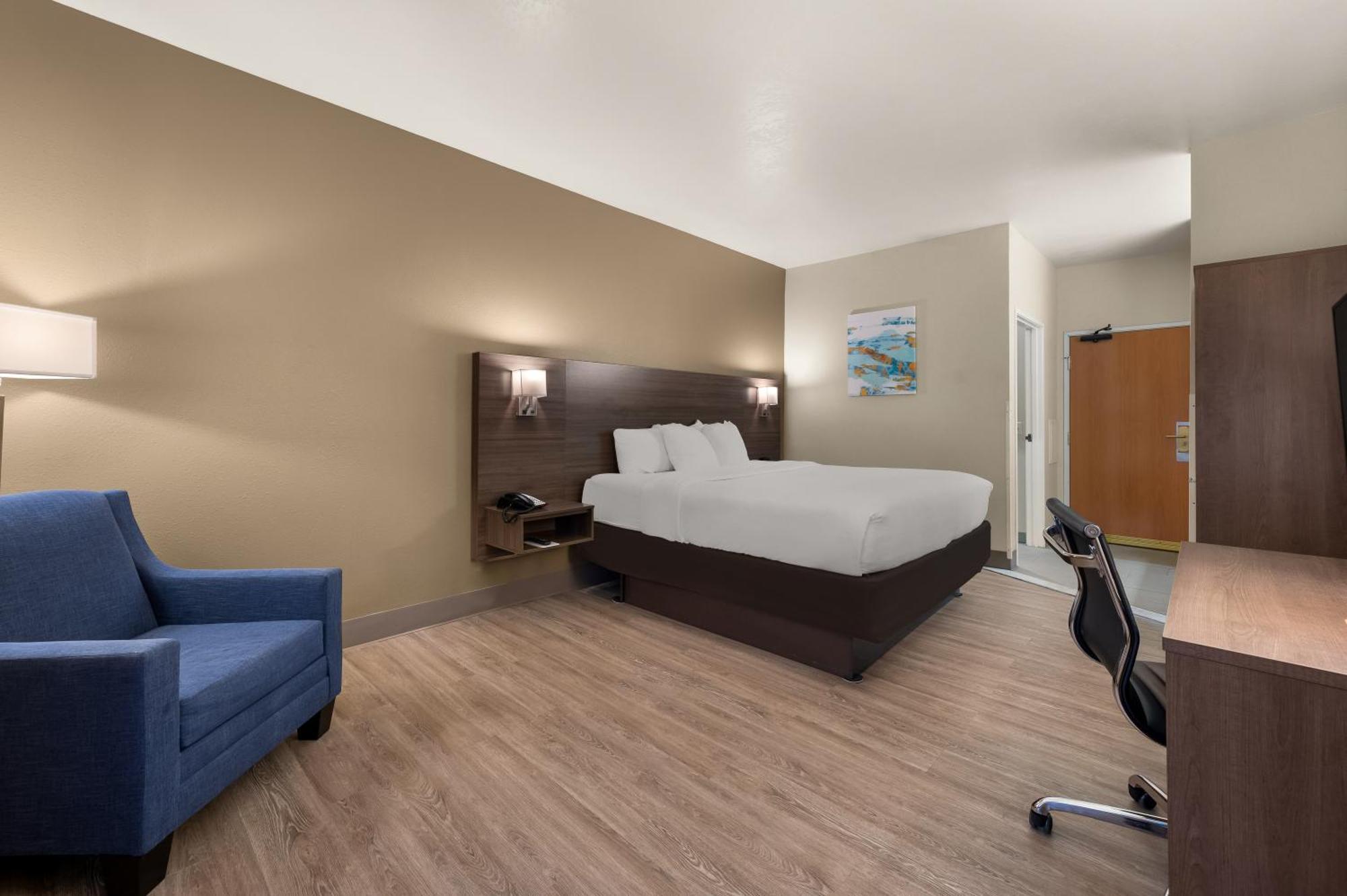 Comfort Inn & Suites Fenton Exterior photo